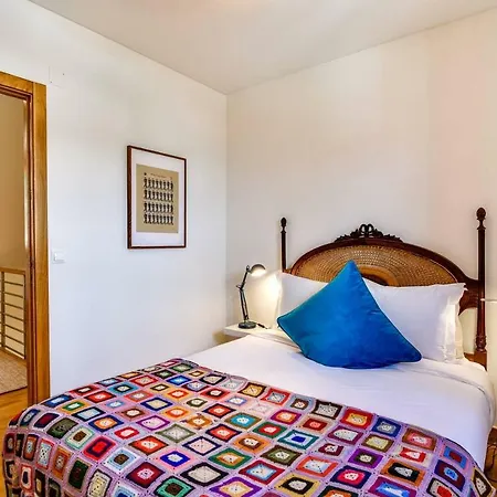 Stylish & Cosy 2bed Duplex In Alcantara Lisbona