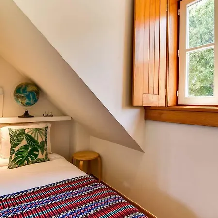 Stylish & Cosy 2bed Duplex In Alcantara 公寓 Lisboa